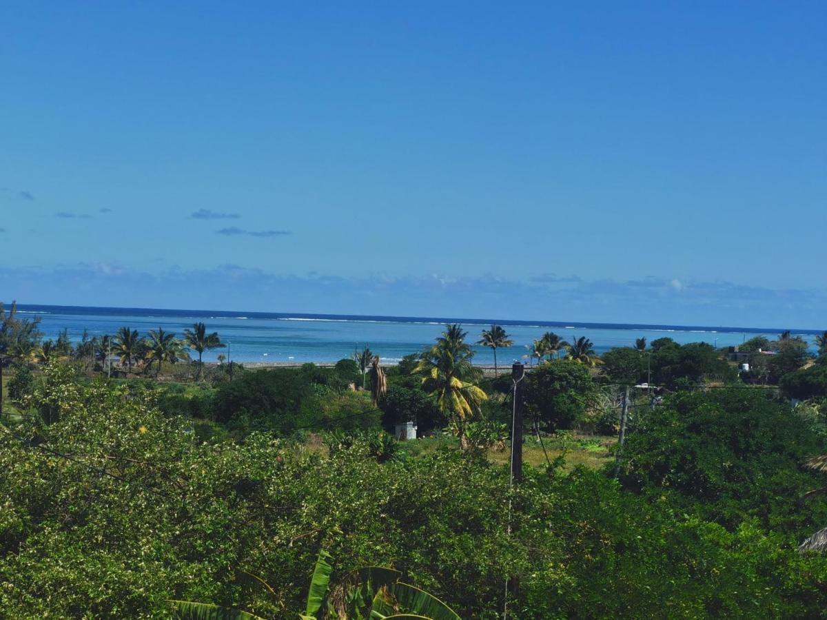 فيلا La Belle Du Sud Port South East المظهر الخارجي الصورة